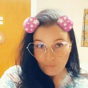 Meet your Posher, Crissy